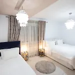 Kler-elegant Ali Demi Apartmán Tirana