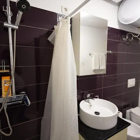 Kler-elegant Ali Demi Apartment *