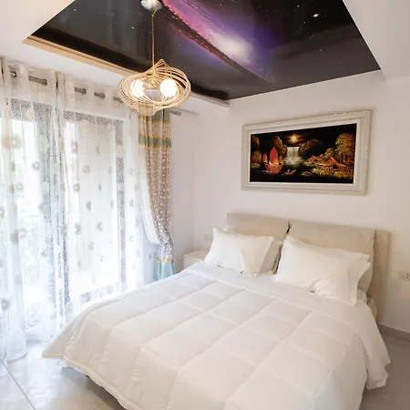 Apartment Kler-elegant Ali Demi Tirana