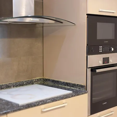 Apartment Kler-elegant Ali Demi Tirana