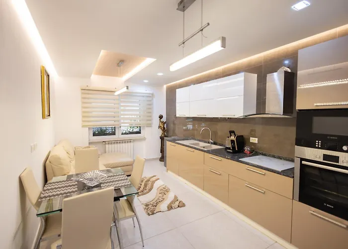 Kler-elegant Ali Demi Apartment Tirana