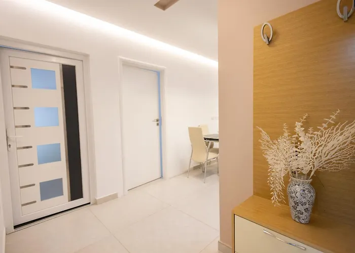 Kler-elegant Ali Demi Apartment Tirana