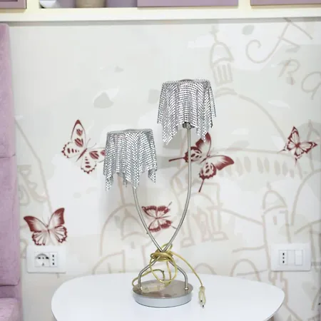 Kler-elegant Ali Demi Тирана