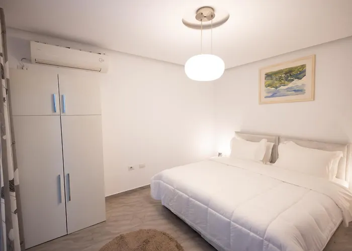 Kler-elegant Ali Demi